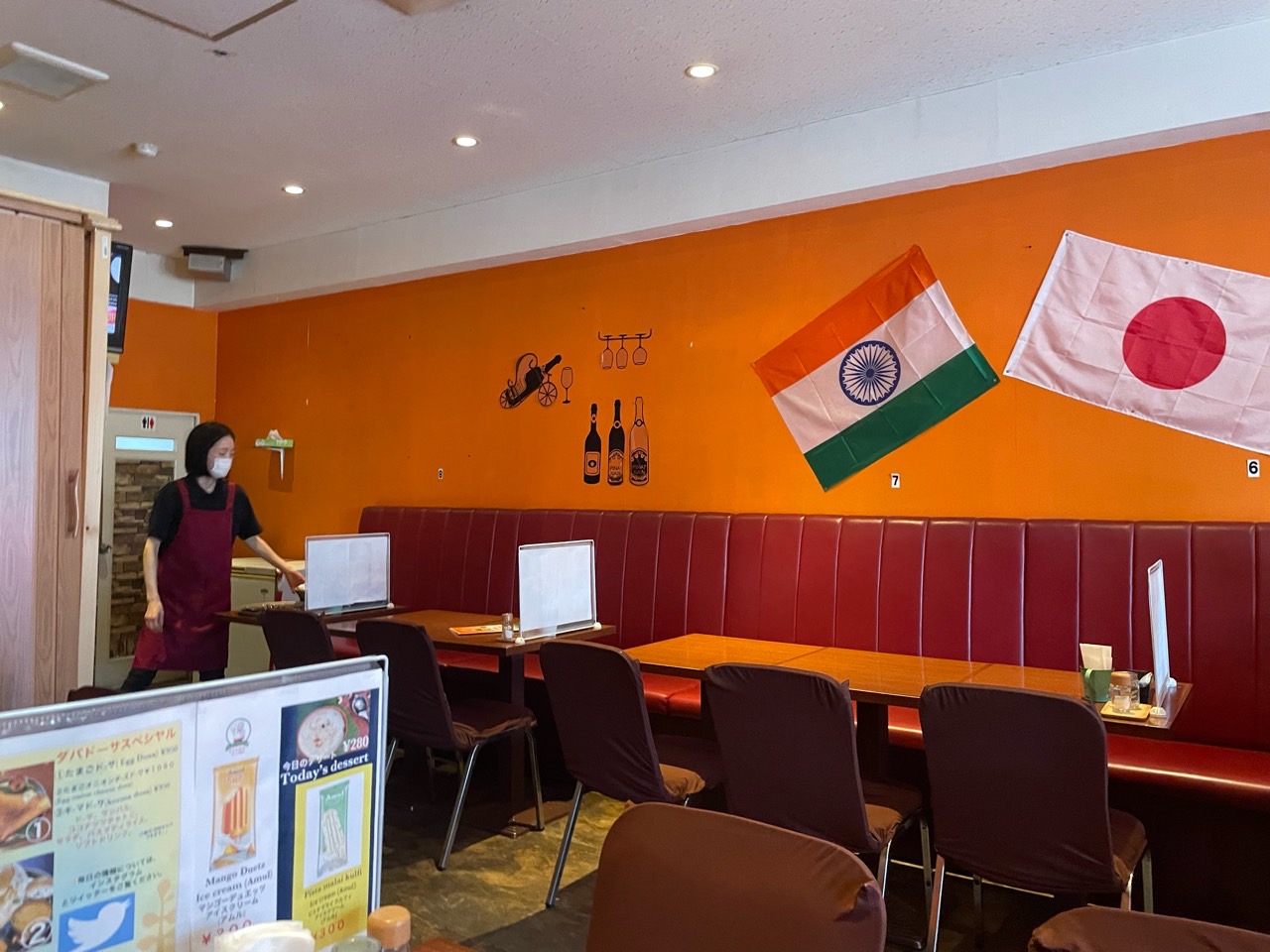 インドダバさんの店内